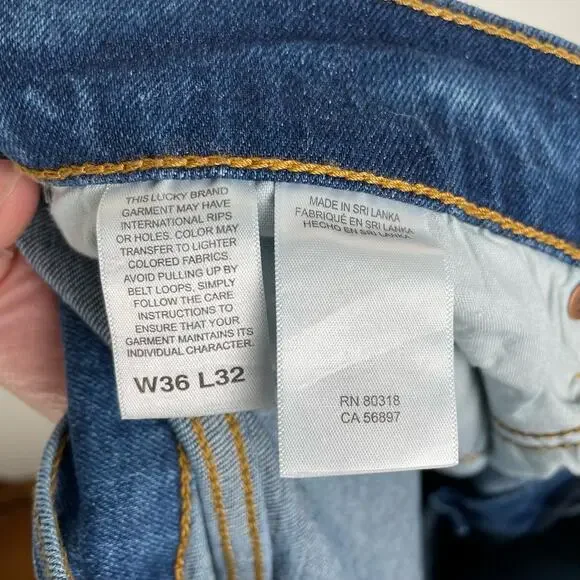 Lucky Brand Mens 410 Athletic Slim Jeans Size 36x32 Medium Blue Wash Distressed